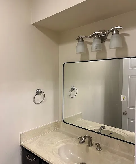 1700 Mountain View Rd — Photo 3