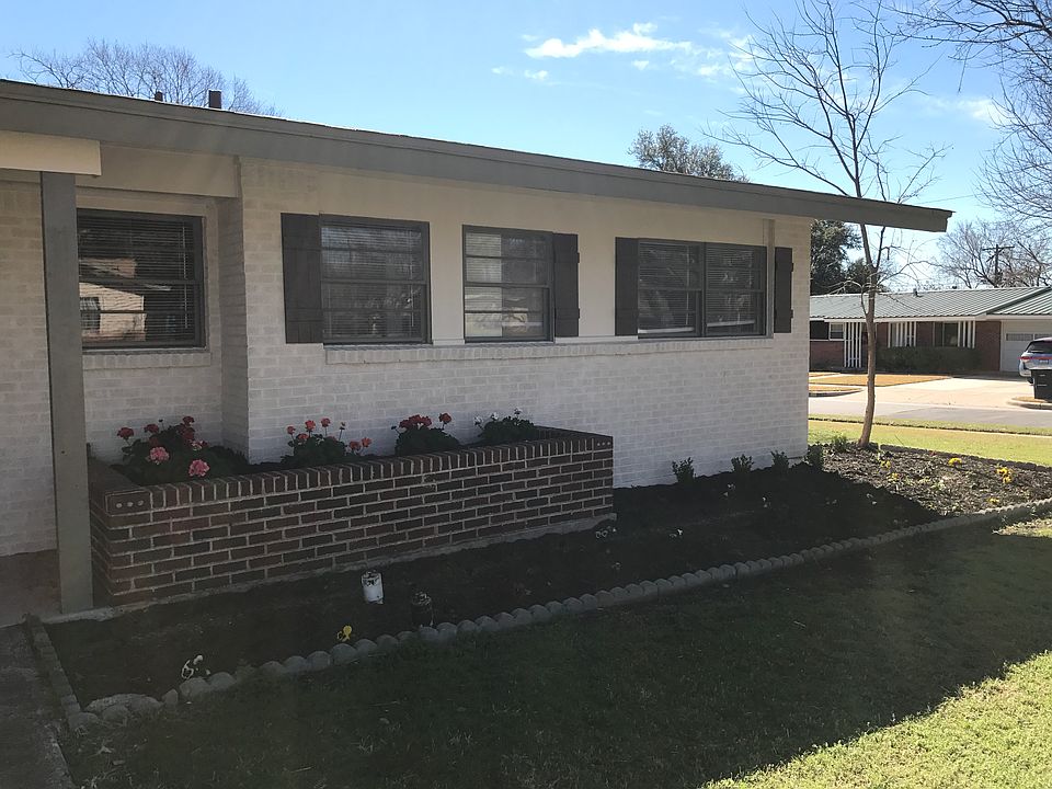 1st image of 4009 Reagan Dr