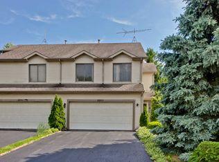 2055 Hollywood Ct, Hanover Park, IL 60133