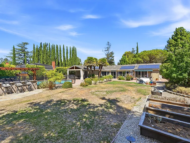 12445 Green Meadow Ln — Photo 24