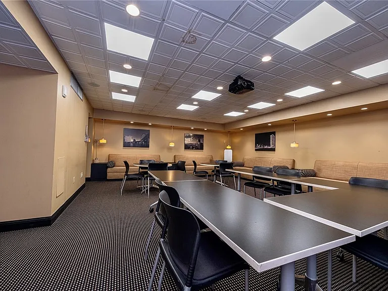 320 Fort Duquesne Blvd #19L — Photo 24