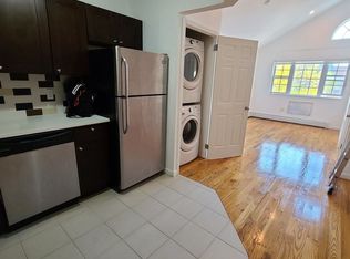 1082 Hancock St #3A, Brooklyn, NY 11221