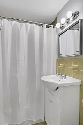 Rented by Compass | media 39