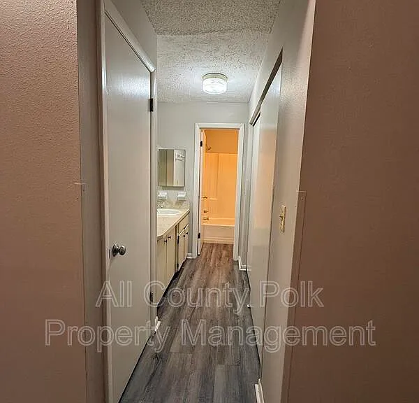 1640 Crystal Park Cir — Photo 9