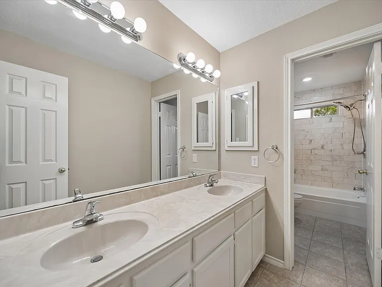 16715 Colony Terrace Dr — Photo 27