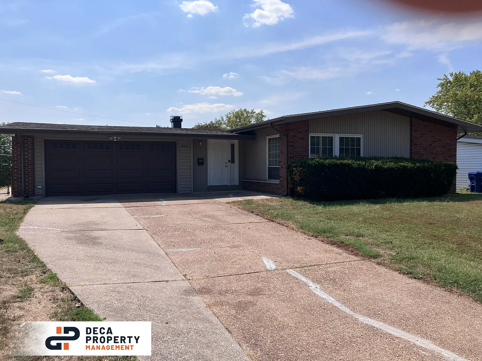 1600 Thoroughbred Ln photo 1