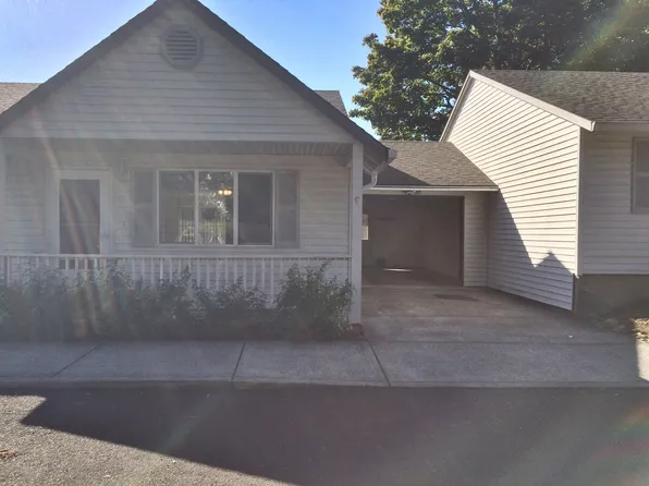 15310 SE Stark St #B-3, Portland, OR 97233