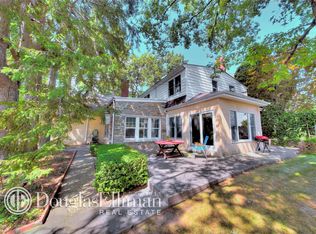 313 W 263rd St, Bronx, NY 10471