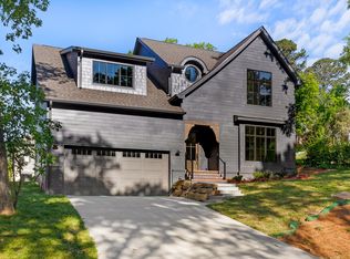 916 Avon Pl, Chattanooga, TN 37405