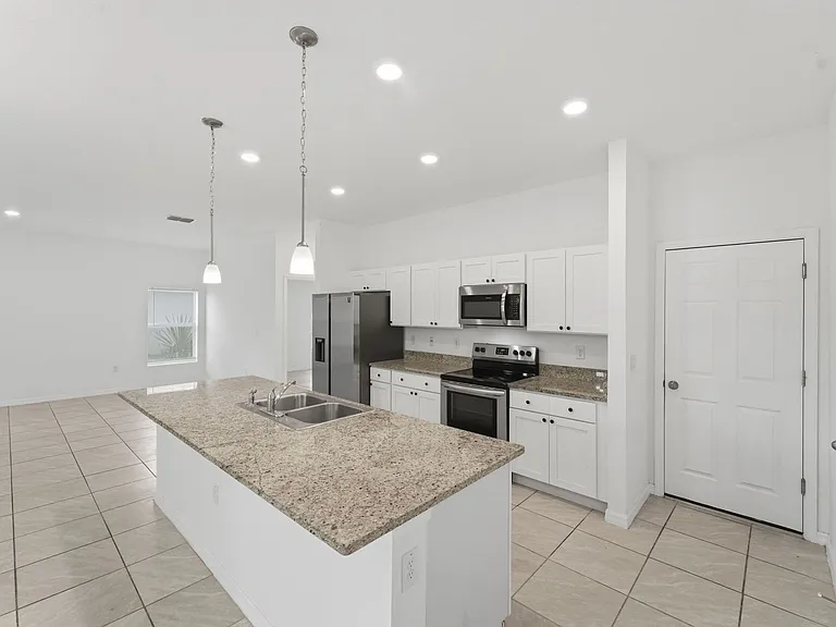 983 Pyracantha St NW — Photo 11