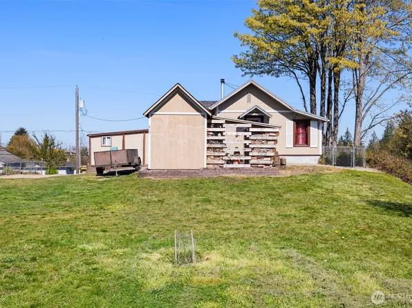 817 W 13th Street, Port Angeles, WA 98363