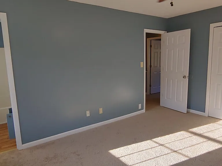 1008 Jeanette Ln — Photo 6