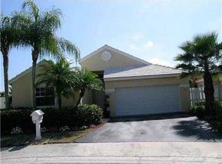 587 Bridgeton Rd, Weston, FL 33326