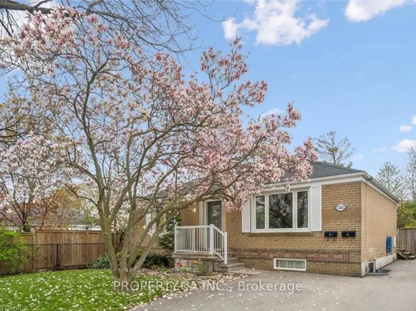 1262 Homewood Dr #2, Burlington, ON L7P 2M6