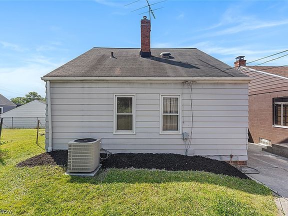 2nd image of 11301 Mountview Ave