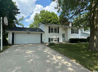 406 W 2nd St, Atkinson, IL 61235