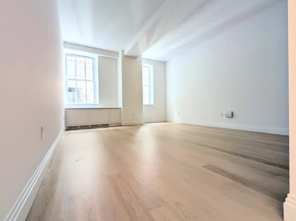 1 Wall St APT 723, New York, NY 10005