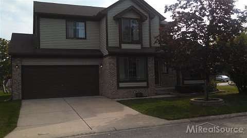 1st image of 46542 Heathmoor Dr