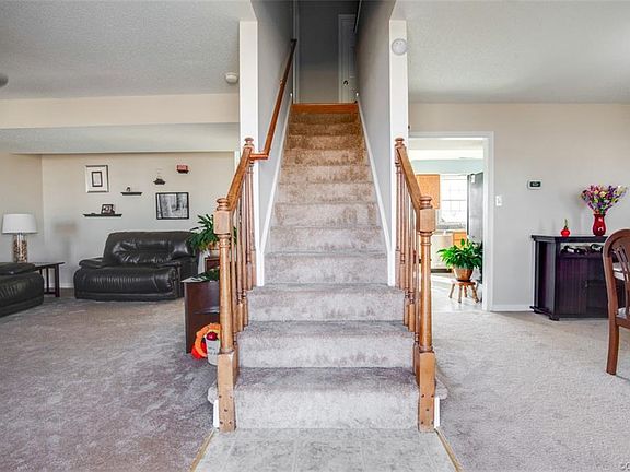 3rd image of 1113 Elmshadow Dr