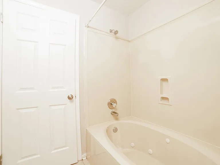 125 N Parkway St — Photo 14