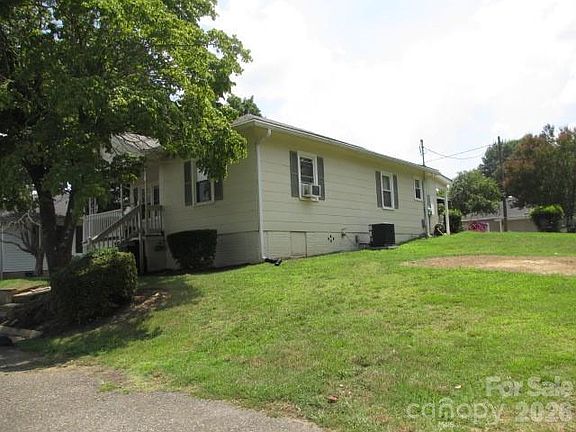 2nd image of 580 High St