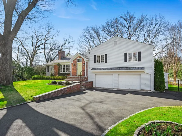 44 Bote Rd, Greenwich, CT 06830