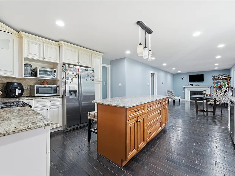 25821 S Willow Creek Ln — Photo 10