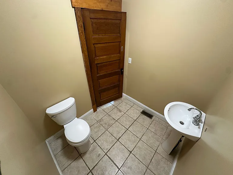 3002 Dudley Ave — Photo 8