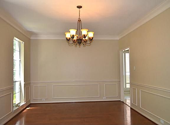 2nd image of 2309 Honeylocust Dr