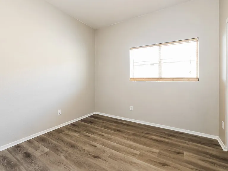 10833 S Camino San Clemente — Photo 14
