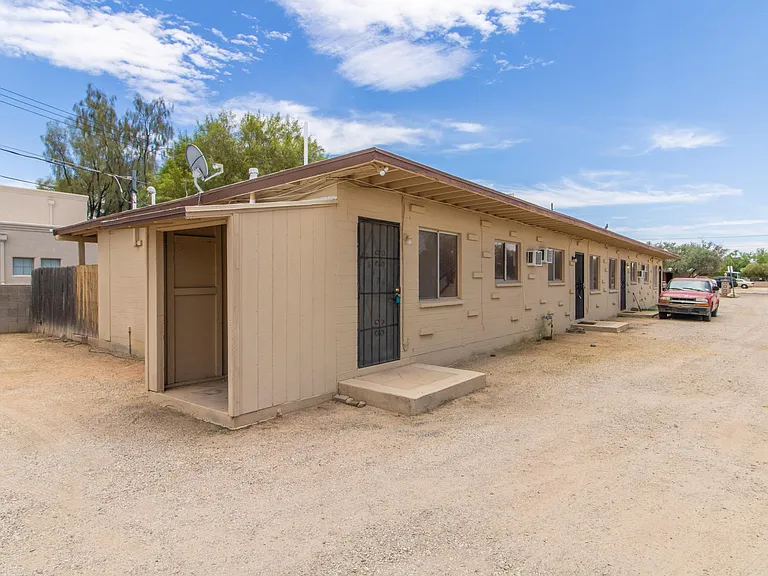 3647 E Bermuda St — Photo 11