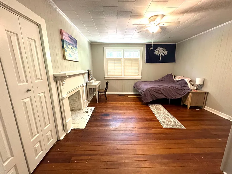 310 E Main St — Photo 11