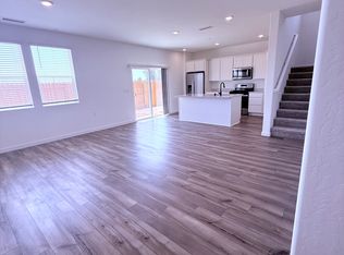 6345 W Hadley Ave, Fresno, CA