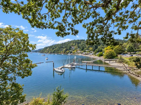 936 Arbutus Ave, North Cowichan, BC V9L 5X4