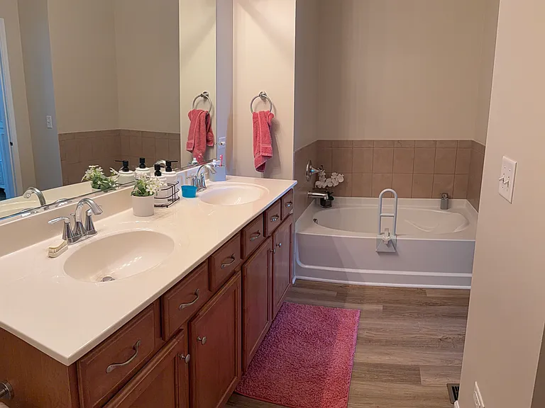 25408 Cove Ct — Photo 9