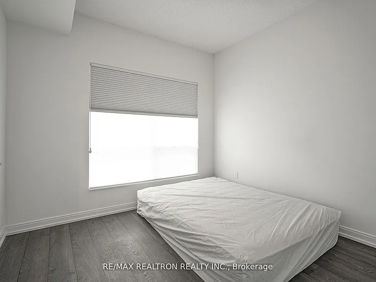 275 Village Green Sq #3315 — Photo 23