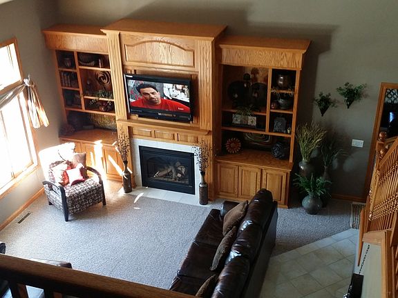 2nd image of 500 Southport Dr