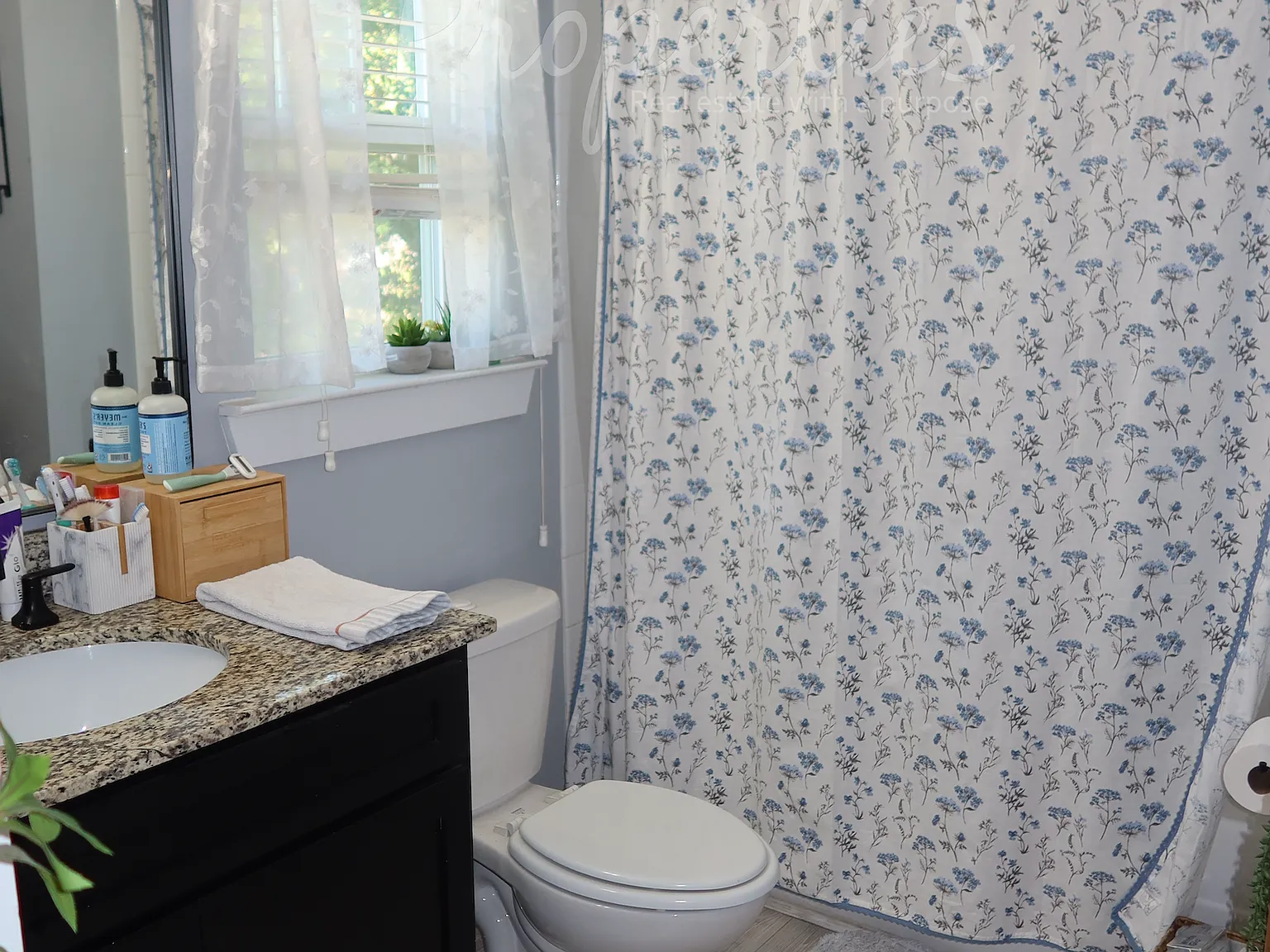 2532 Washington Street - 1 — Photo 3