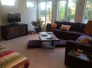 10 Holly Rd, Rehoboth Beach, DE 19971