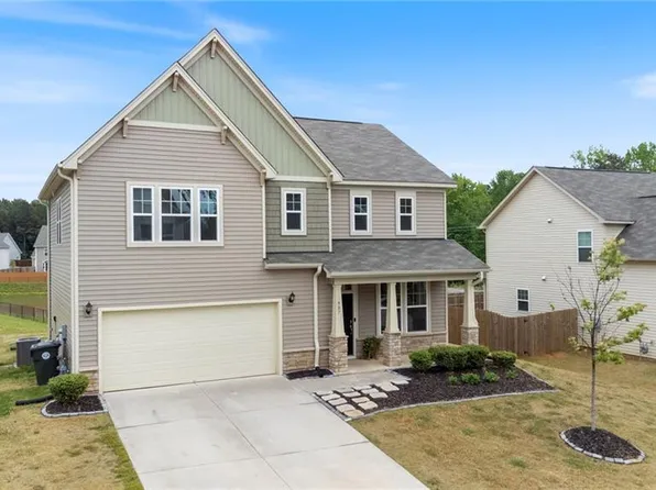 907 Burning Maple Ln, Mebane, NC 27302