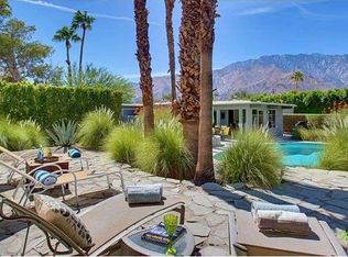 914 E Grace Cir, Palm Springs, CA 92262