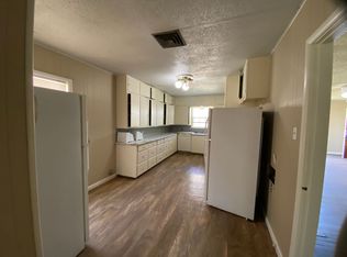 1611 28th St #A, Lubbock, TX 79411