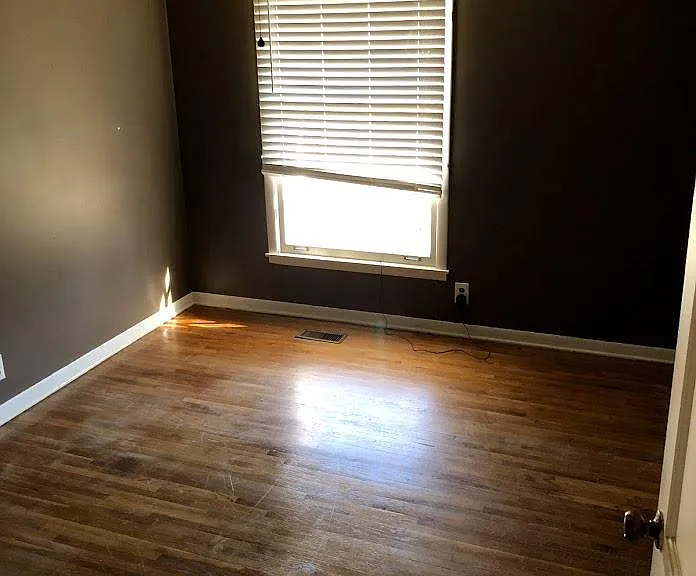 231 Riverwood Dr — Photo 4