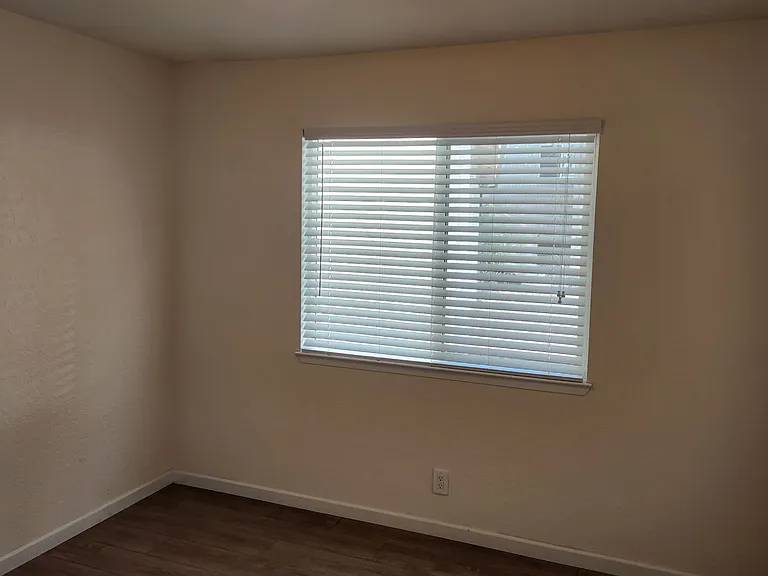 14346 Knobcone Dr — Photo 6