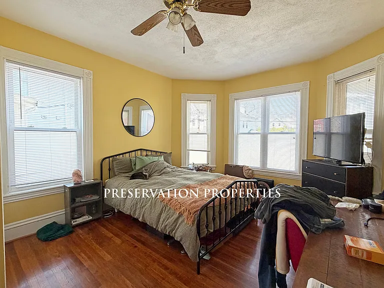 83 Alder St — Photo 5