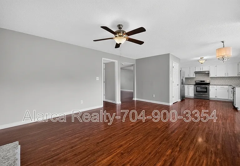 1901 Misty Vale Rd — Photo 12