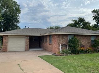 19 Burton Pl, Edmond, OK 73013