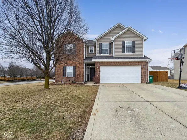 8430 Templederry Dr, Brownsburg, IN 46112