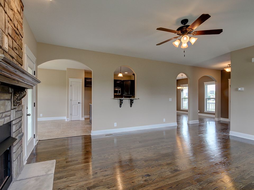 1st image of 212 John Duke Tyler Blvd