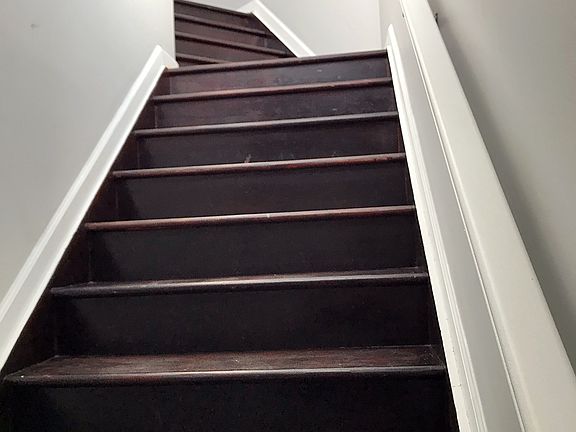 5th image of 6154 Sowerby Ln